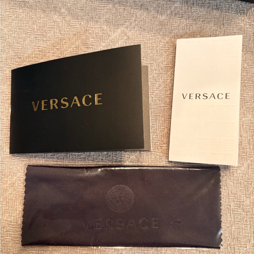 Versace Women’s Brown Square Gradient Oversized S… - image 5